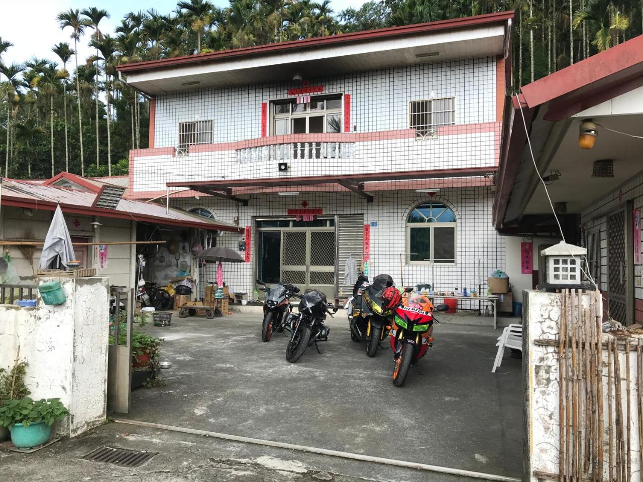 Sun Moon Lake B&B Yuchi Eksteriør bilde